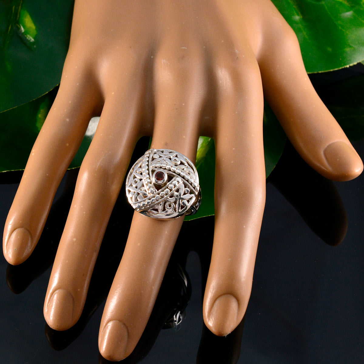 Araya Filigree Red Solitaire Ring with Intricate Design