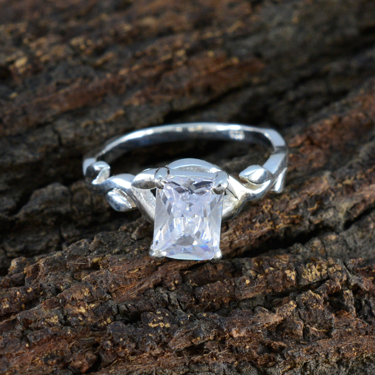 Haruka Artisan White Solitaire Ring