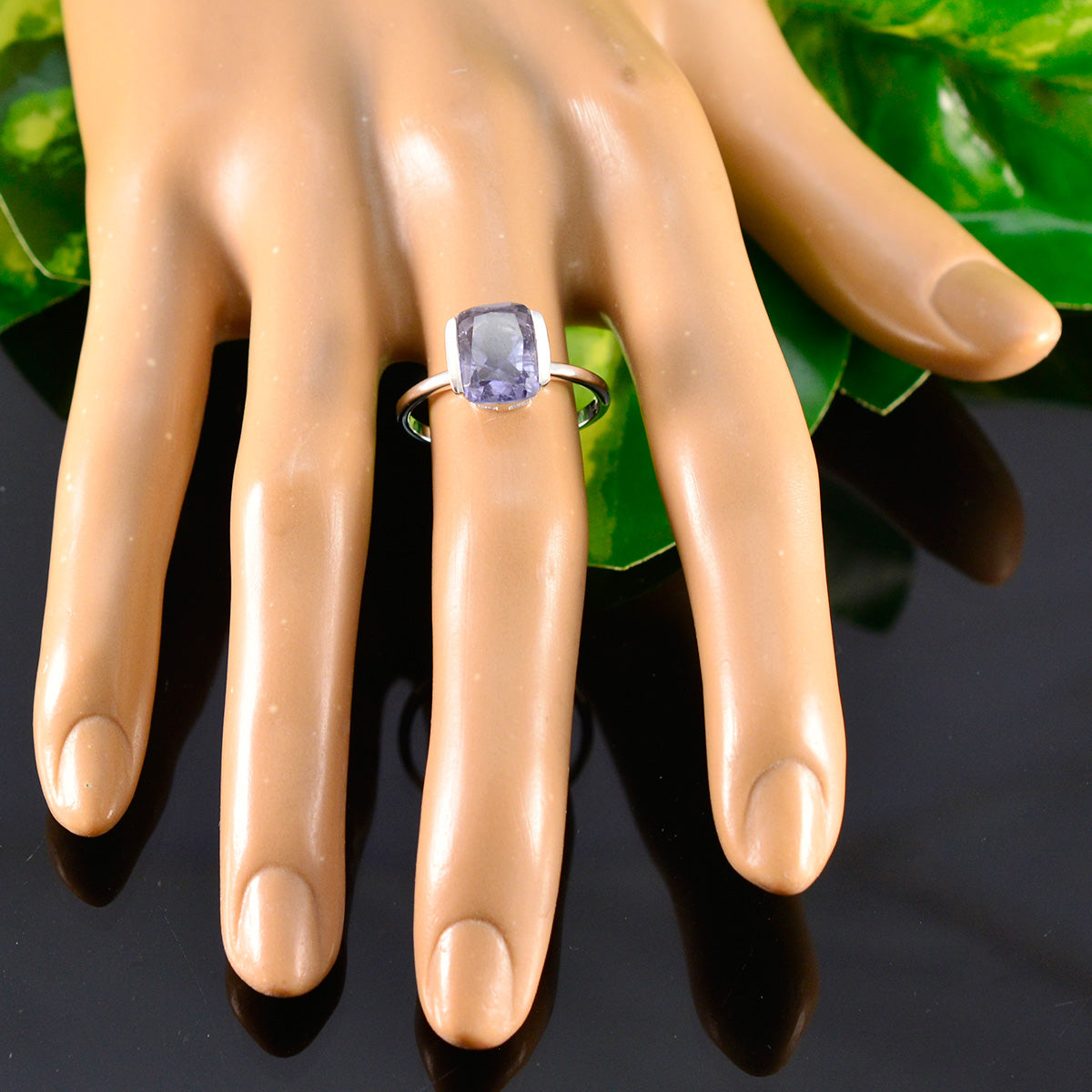 Hye-jin Blue Solitaire Gemstone Ring in Silver