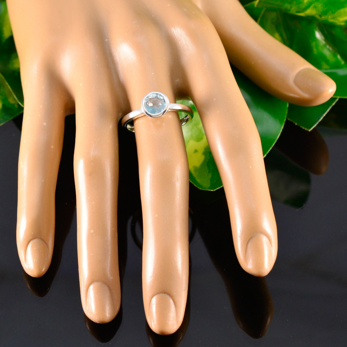 Katarina Abstract Blue Solitaire Ring