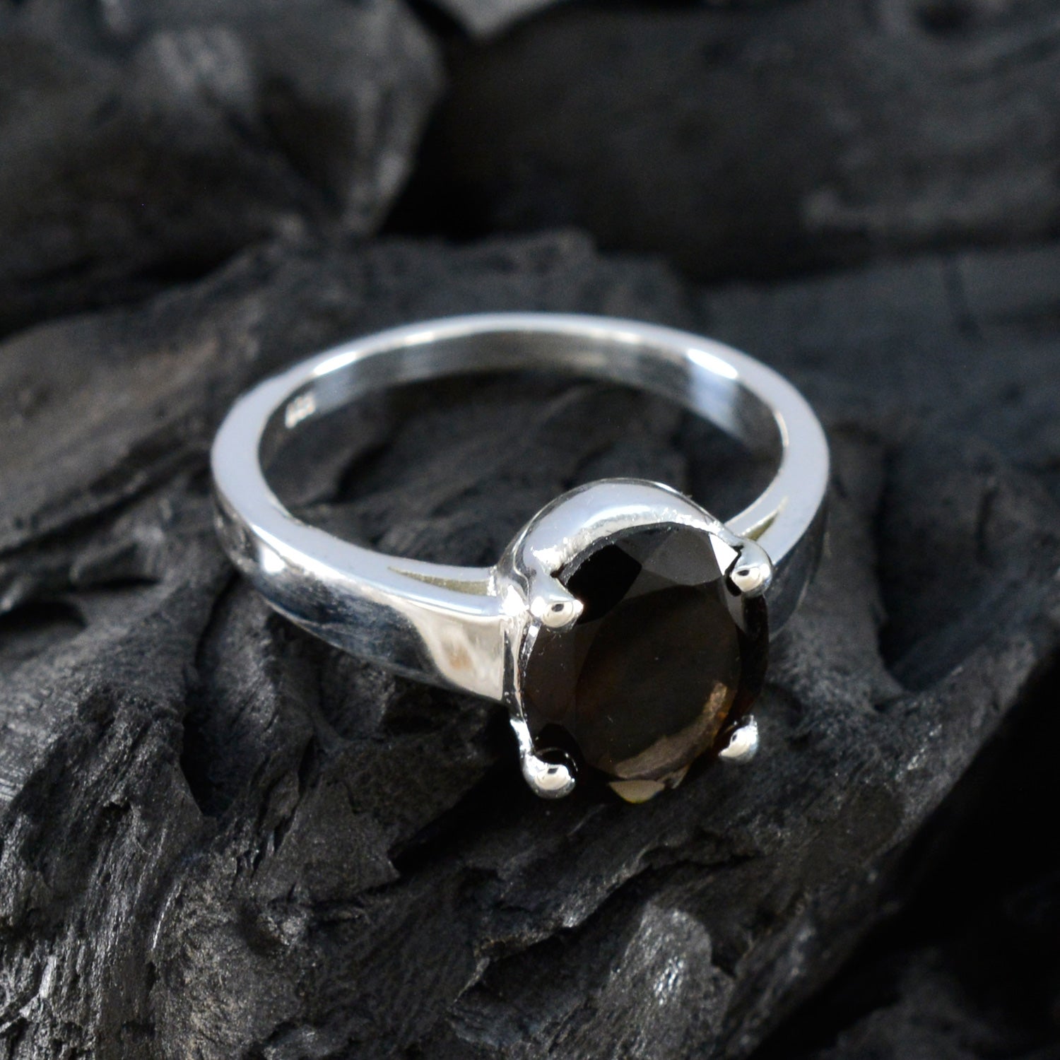 Maria Traditional Brown Solitaire Ring