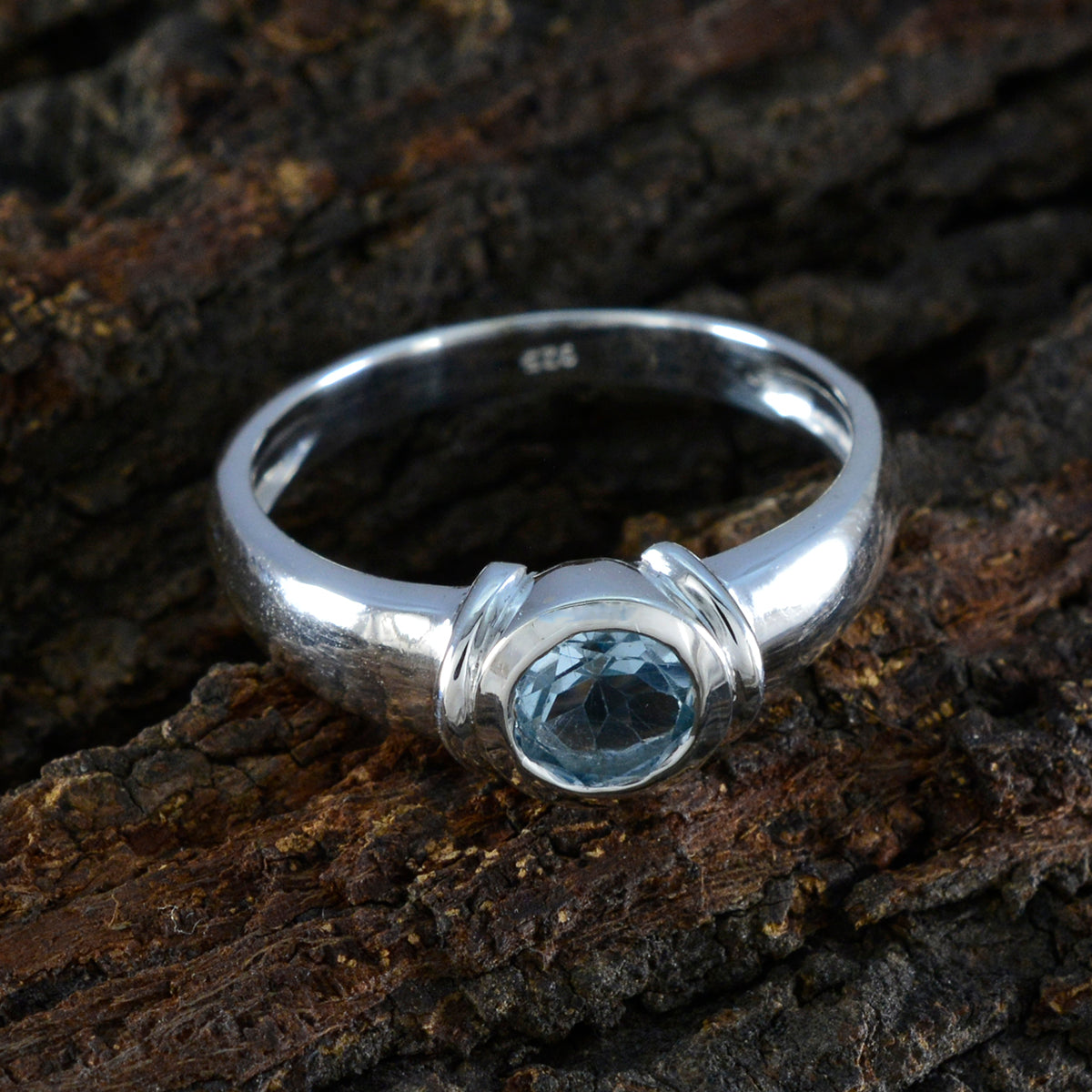 Camila Fairytale Blue Solitaire Ring