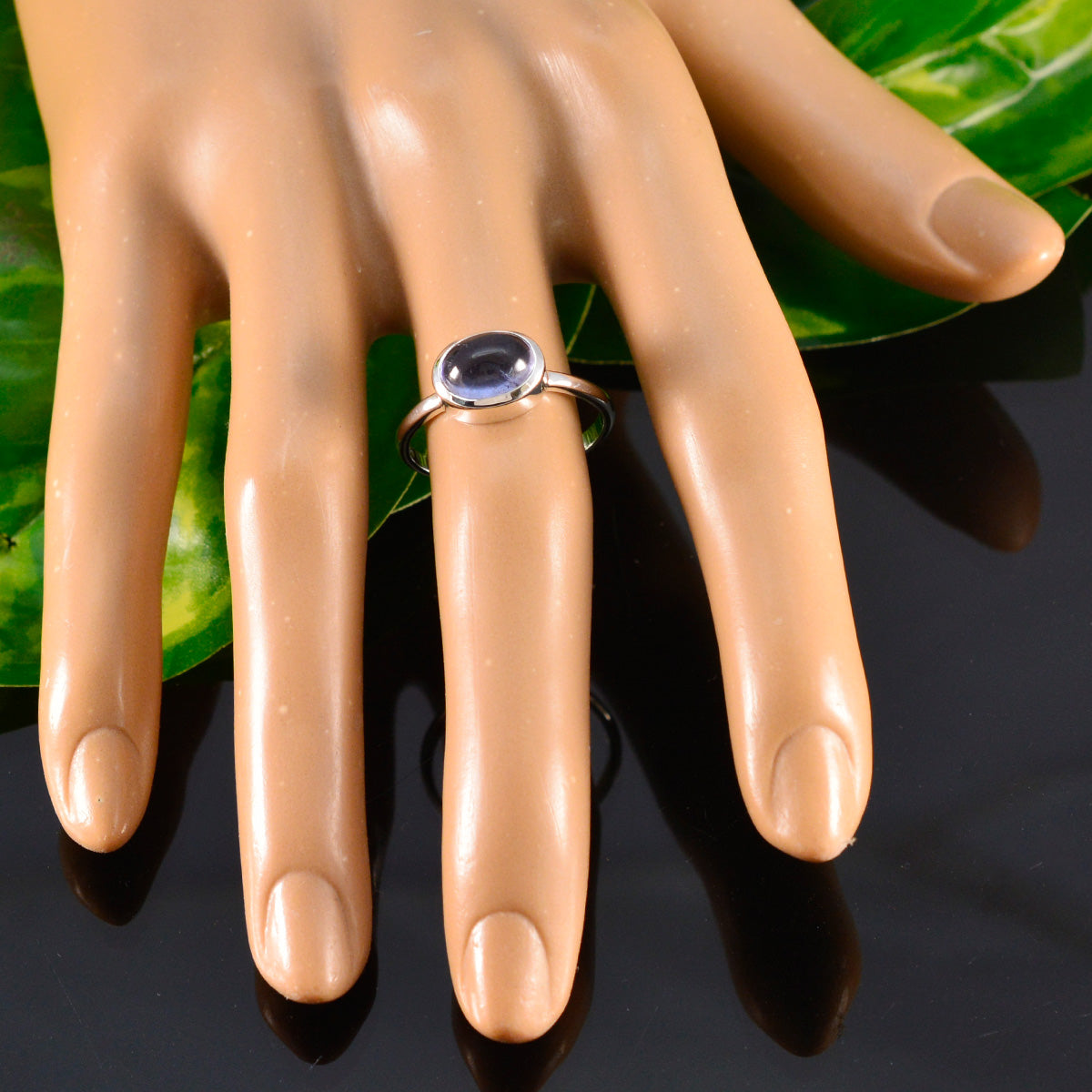 Eun-ji Contemporary Blue Solitaire Ring