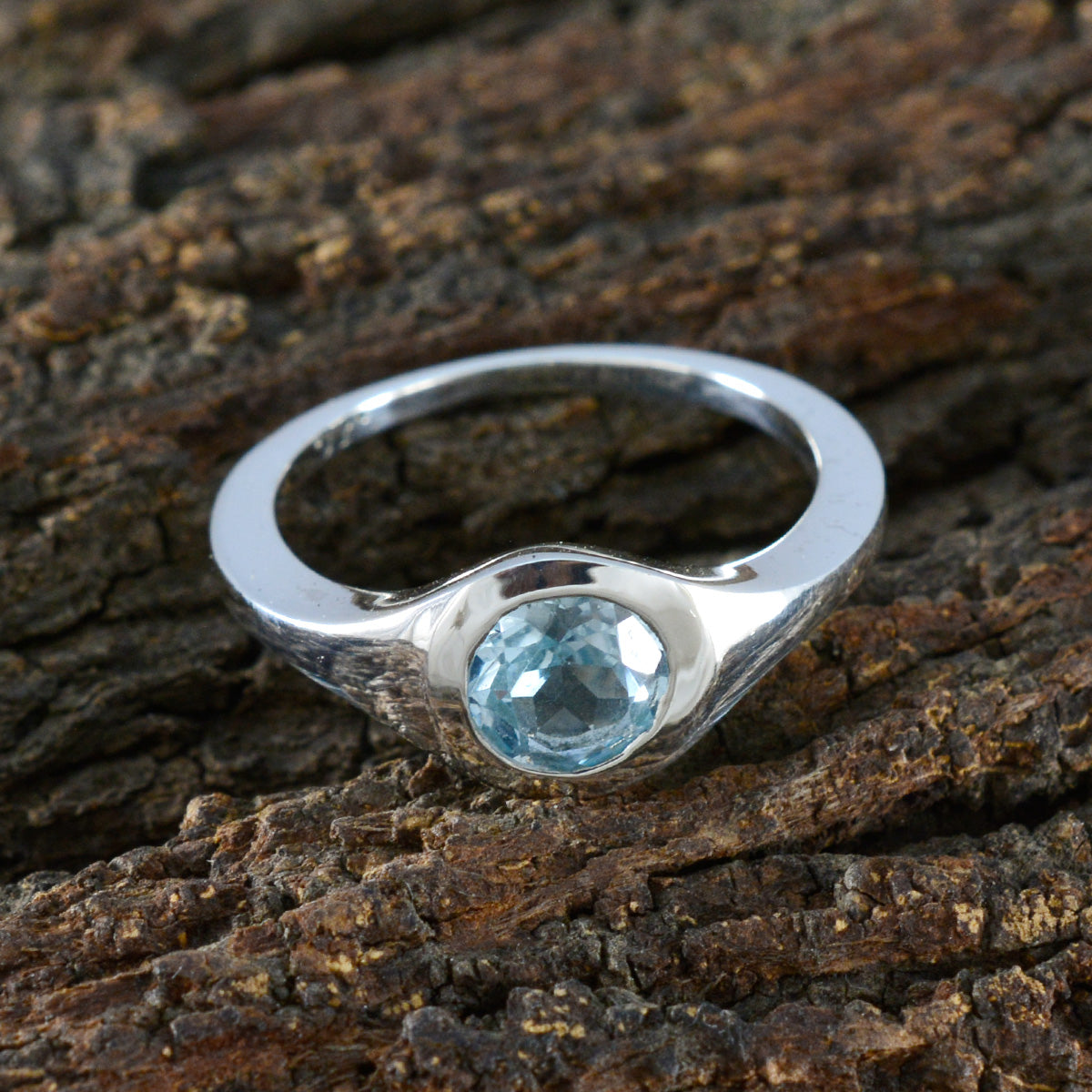 Luisa Fairytale Blue Solitaire Ring