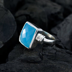 Florencia Signet Blue Solitaire Ring