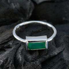Ivy Green Solitaire Ring Elegant Silver Gemstone