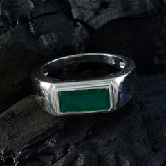 Meera Romantic Green Solitaire Ring