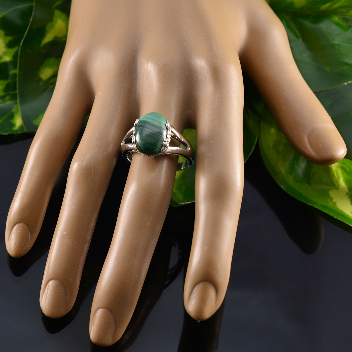 Noelia Green Solitaire Ring for Women with Gemstone