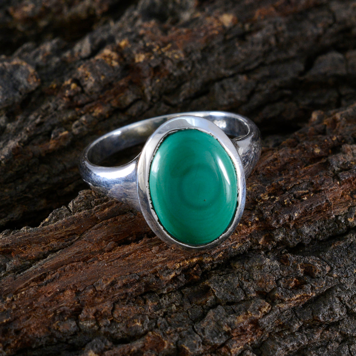 Natalia Contemporary Green Solitaire Ring