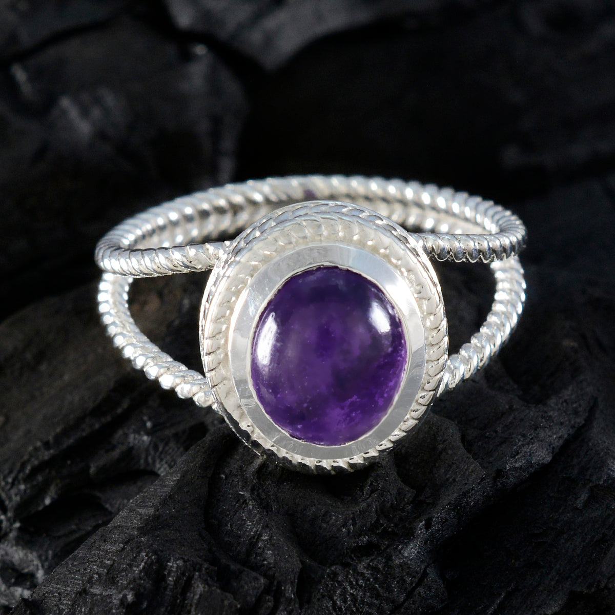 Ella Rope-Wire Purple Solitaire Ring