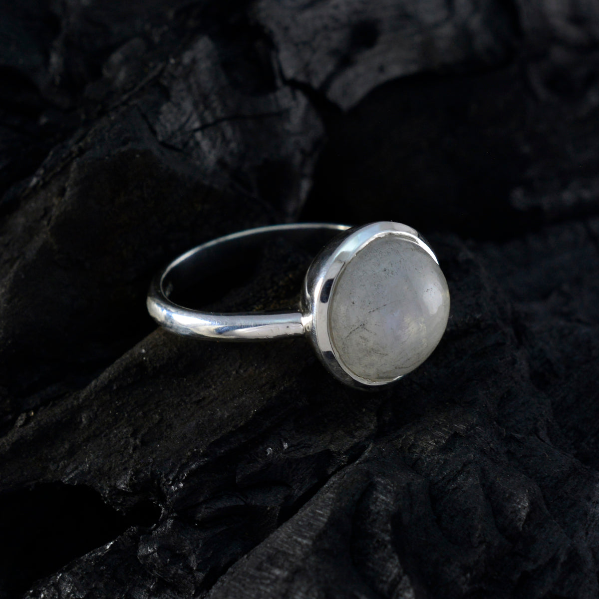Isabel Romantic White Solitaire Ring