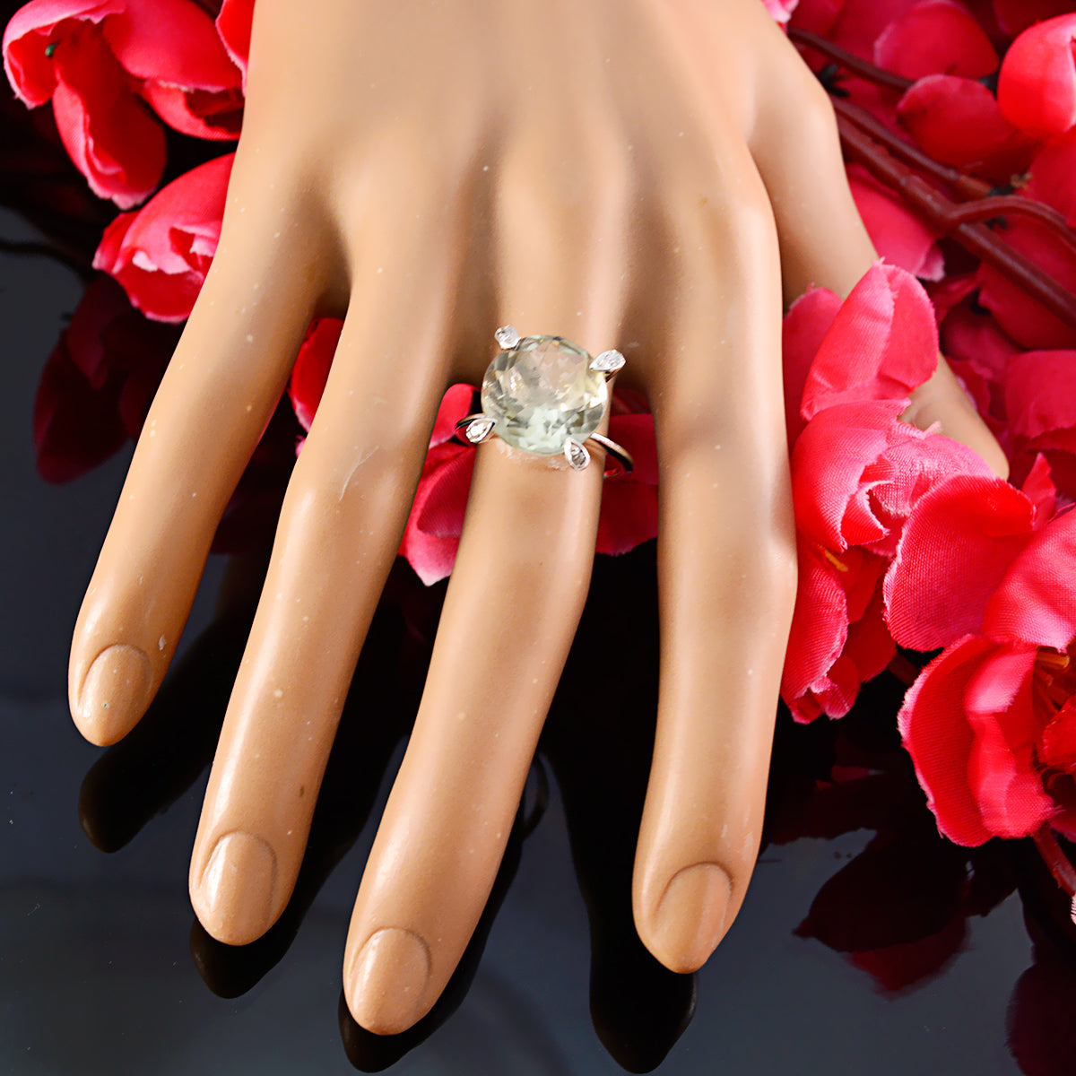 Nella Artisan Light Green Halo Ring
