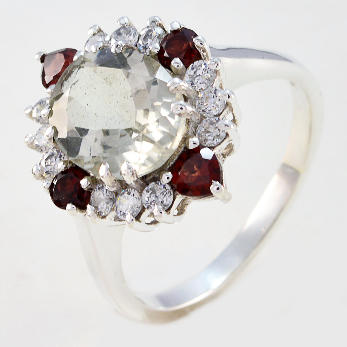 Julieta Trendy Light Green Halo Ring