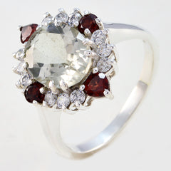 Julieta Trendy Light Green Halo Ring