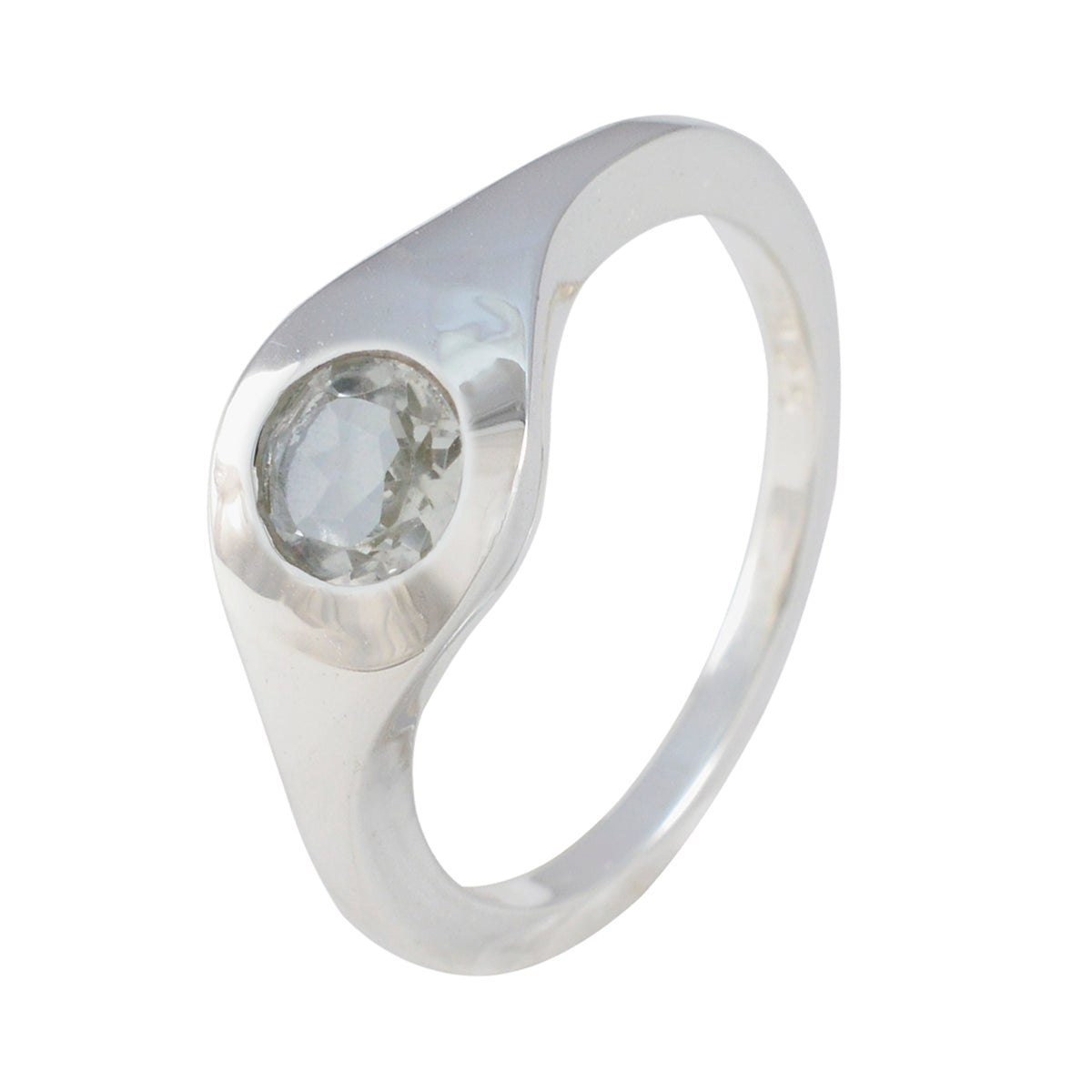 Natcha Glamorous Light Green Solitaire Ring