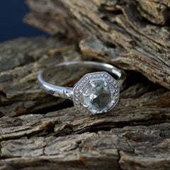 Li Lee Sophisticated Light Green Solitaire Ring