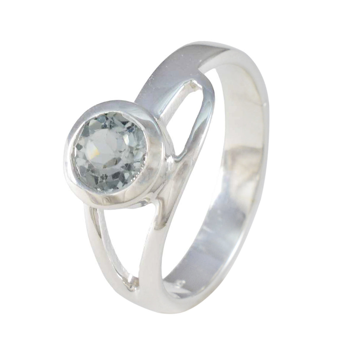 Putri Luxurious Blue Solitaire Ring