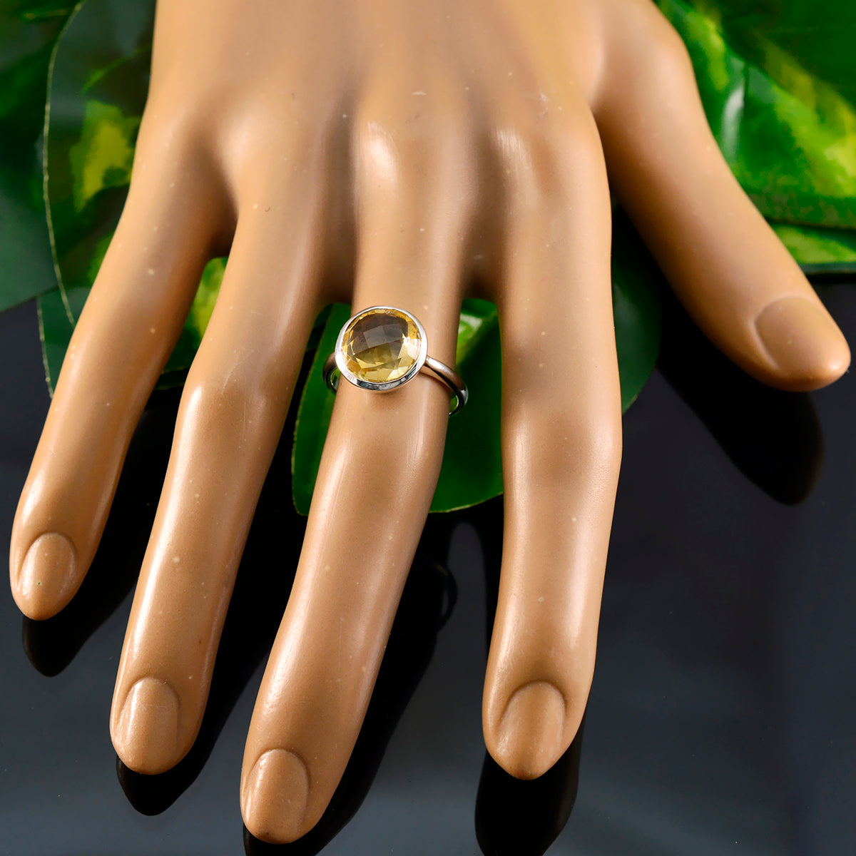 Ines Modern Yellow Solitaire Ring with Gemstone
