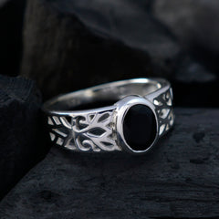 Priya Filigree Black Solitaire Ring