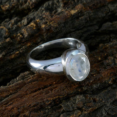 Daniela Romantic White Solitaire Ring