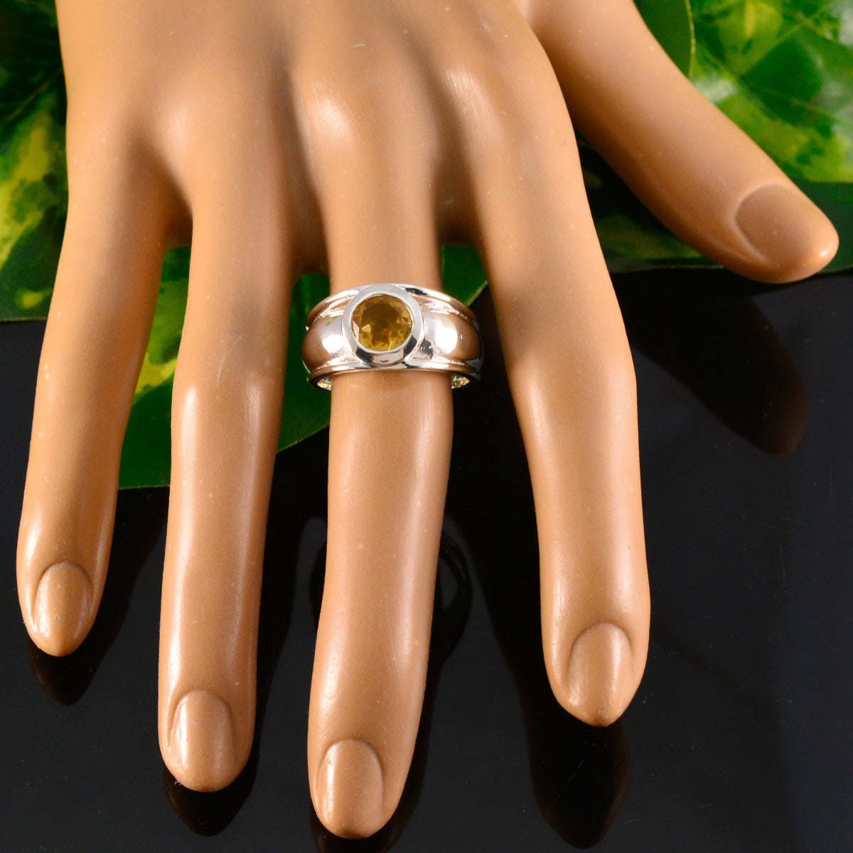 Pauline Romantic Yellow Solitaire Ring