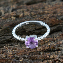 Saanvi Feminine Purple Solitaire Ring
