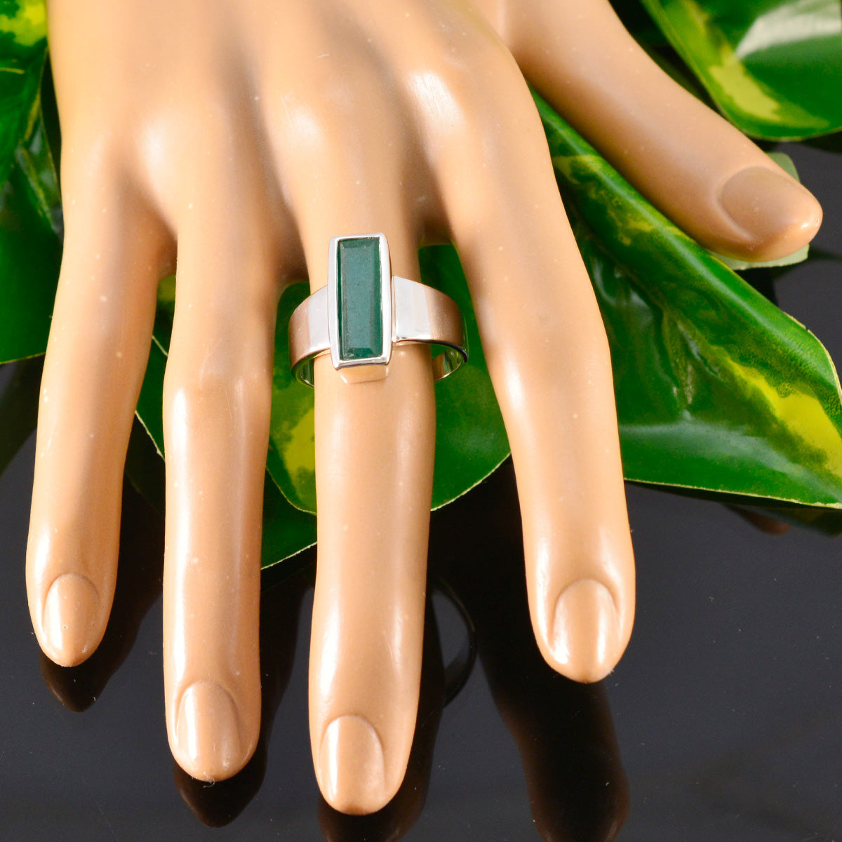 Saanvi Trendy Green Solitaire Ring in Sterling Silver