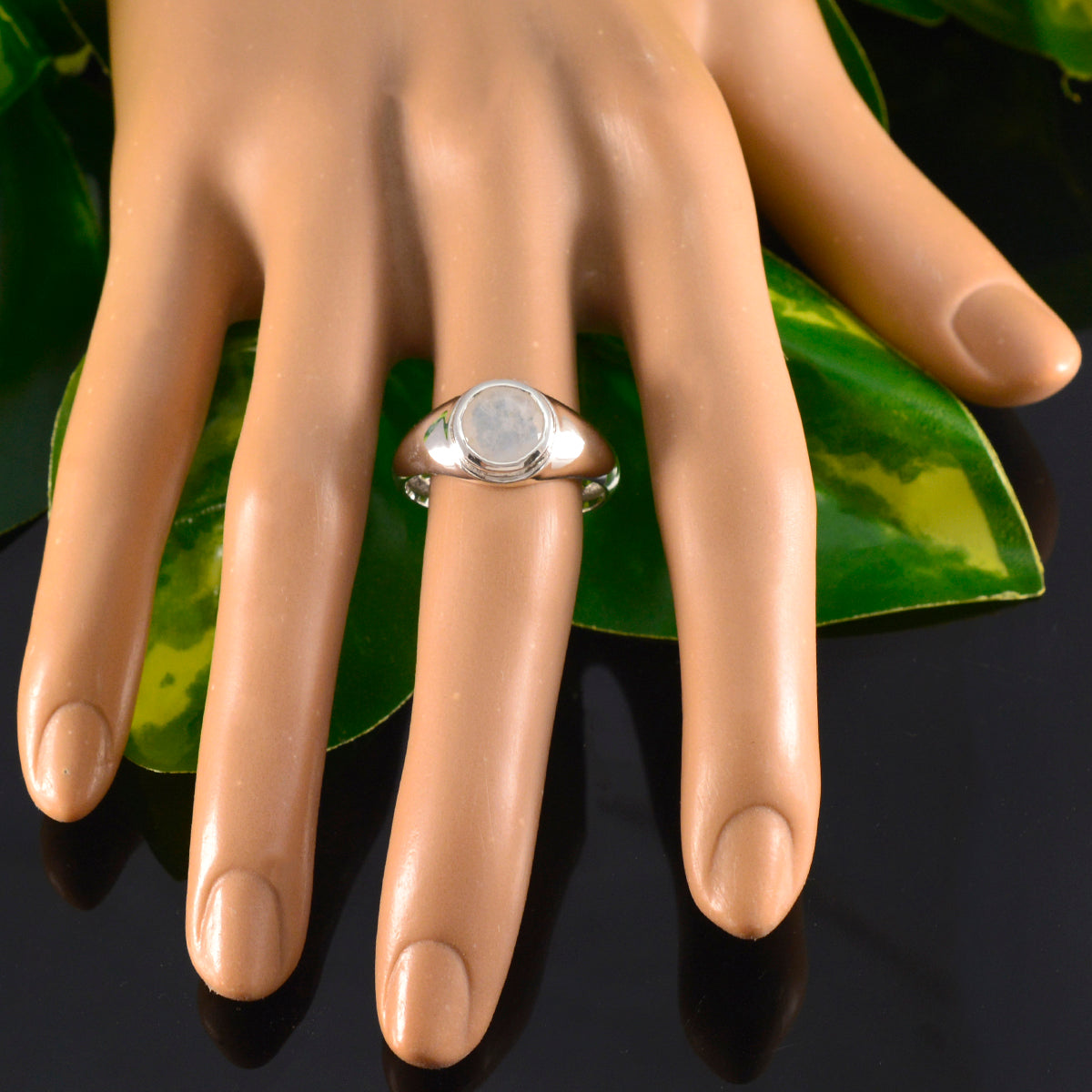 Noelia Trendy White Solitaire Ring in Silver Finish