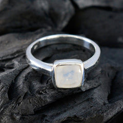 Victoria White Solitaire Ring for Women in Silver