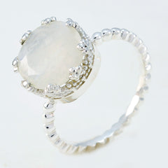 Scarlett Trendy White Solitaire Ring