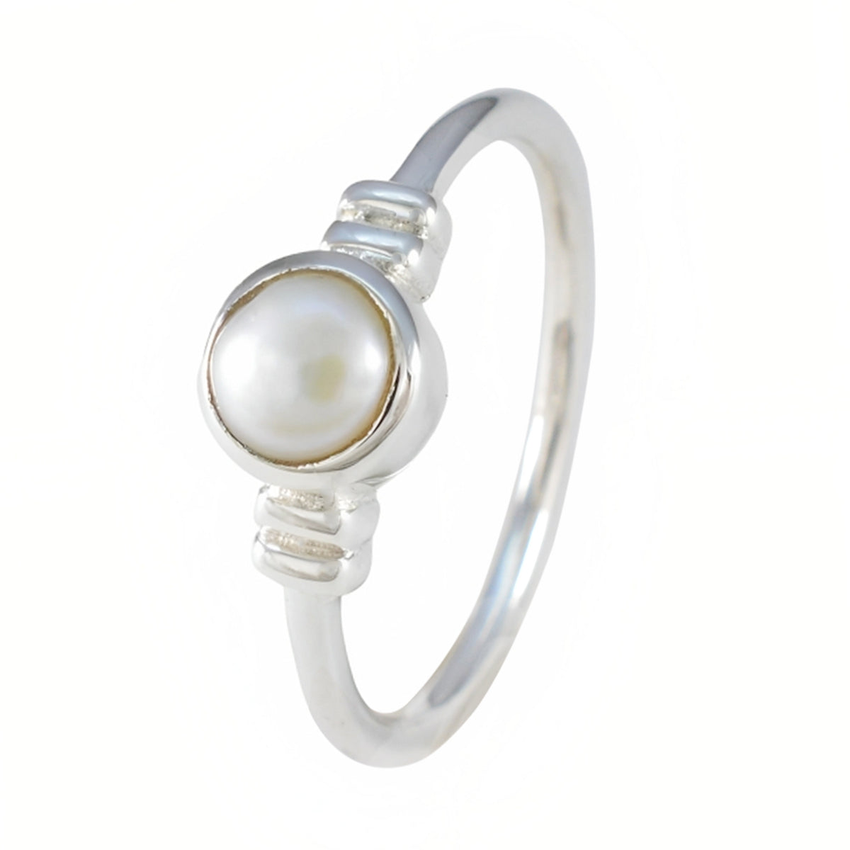 Yasmine Sophisticated White Solitaire Ring