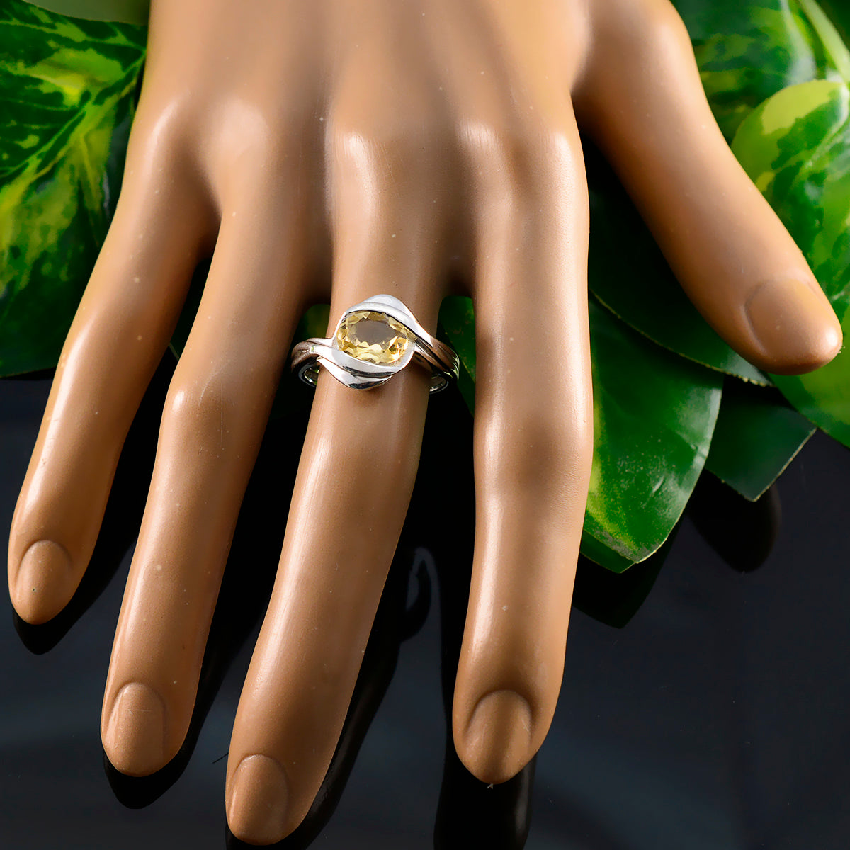 Maria Heritage Yellow Solitaire Ring