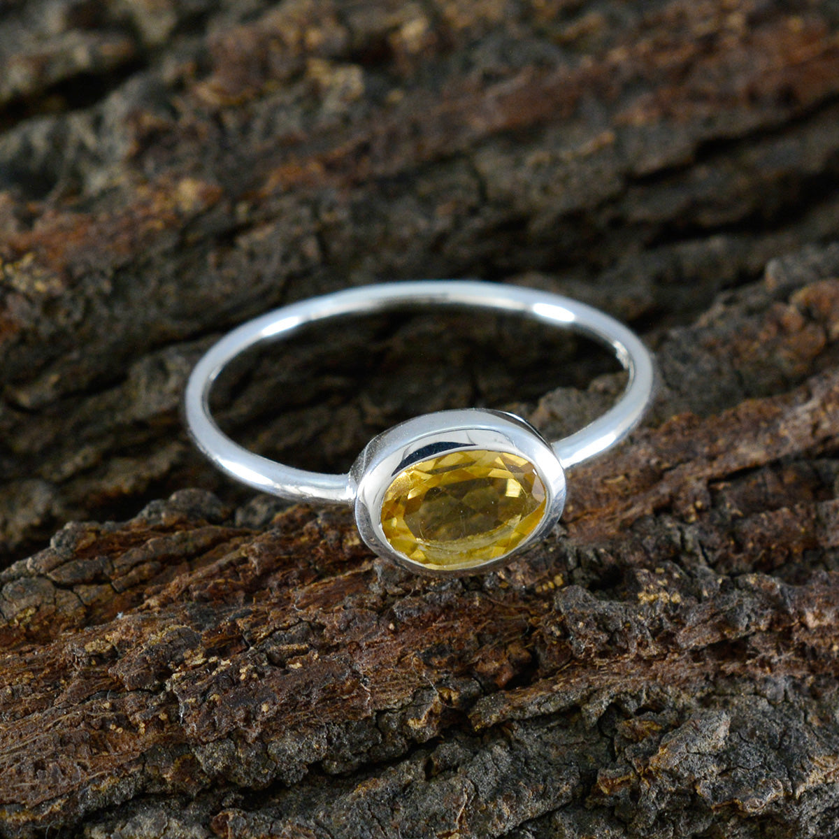 Angel Romantic Yellow Solitaire Ring
