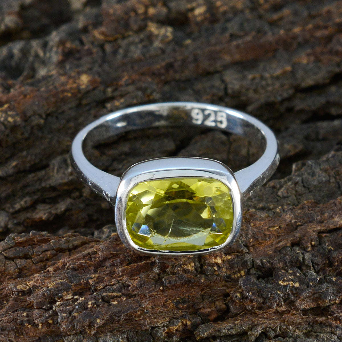 Lili Sophisticated Yellow Solitaire Ring