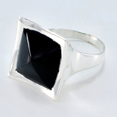 Maria Retro Black Solitaire Ring with Bold Design