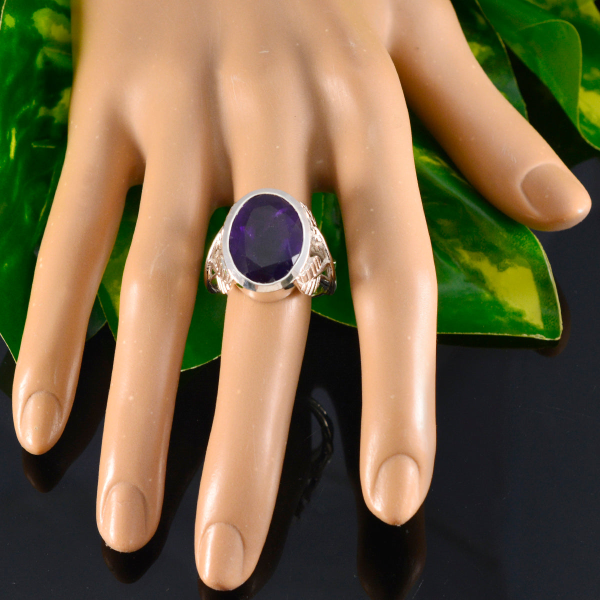 Marie Purple Solitaire Ring with Elegant Silver Band