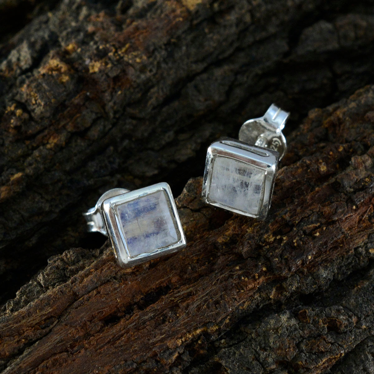 Antonia White Solitaire Stud Earrings for Everyday Elegance