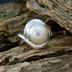 Sofia Glamorous White Solitaire Ring