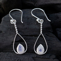Victoria Solitaire Dangle Earrings for Everyday Glam