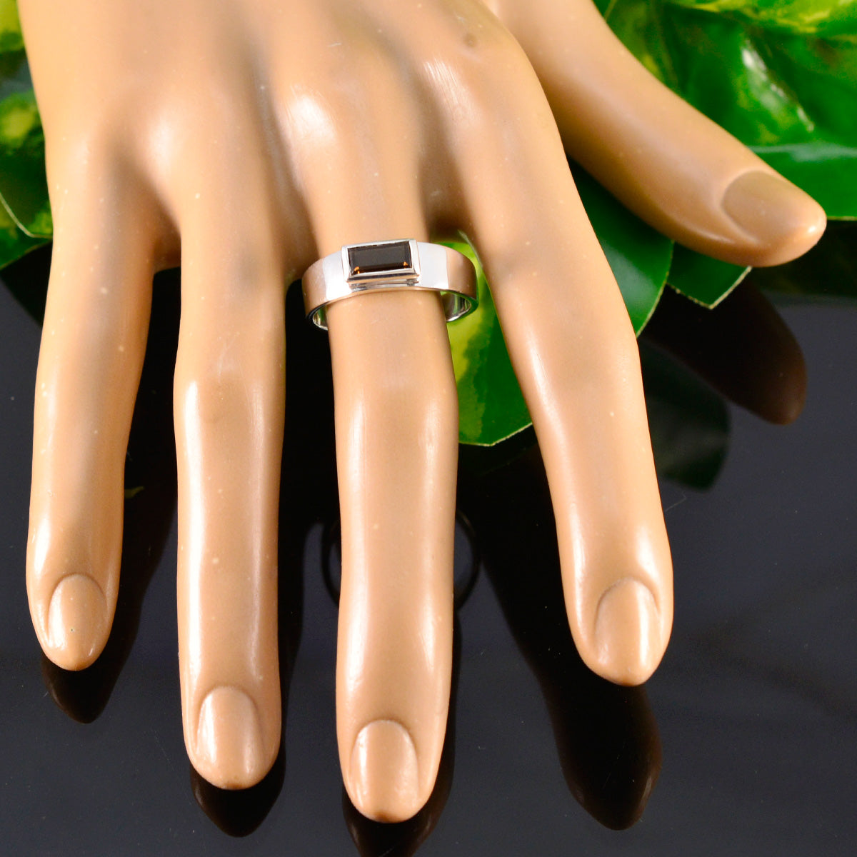 Aaliyah Stylish Brown Ring for Women – Fashionable Elegance