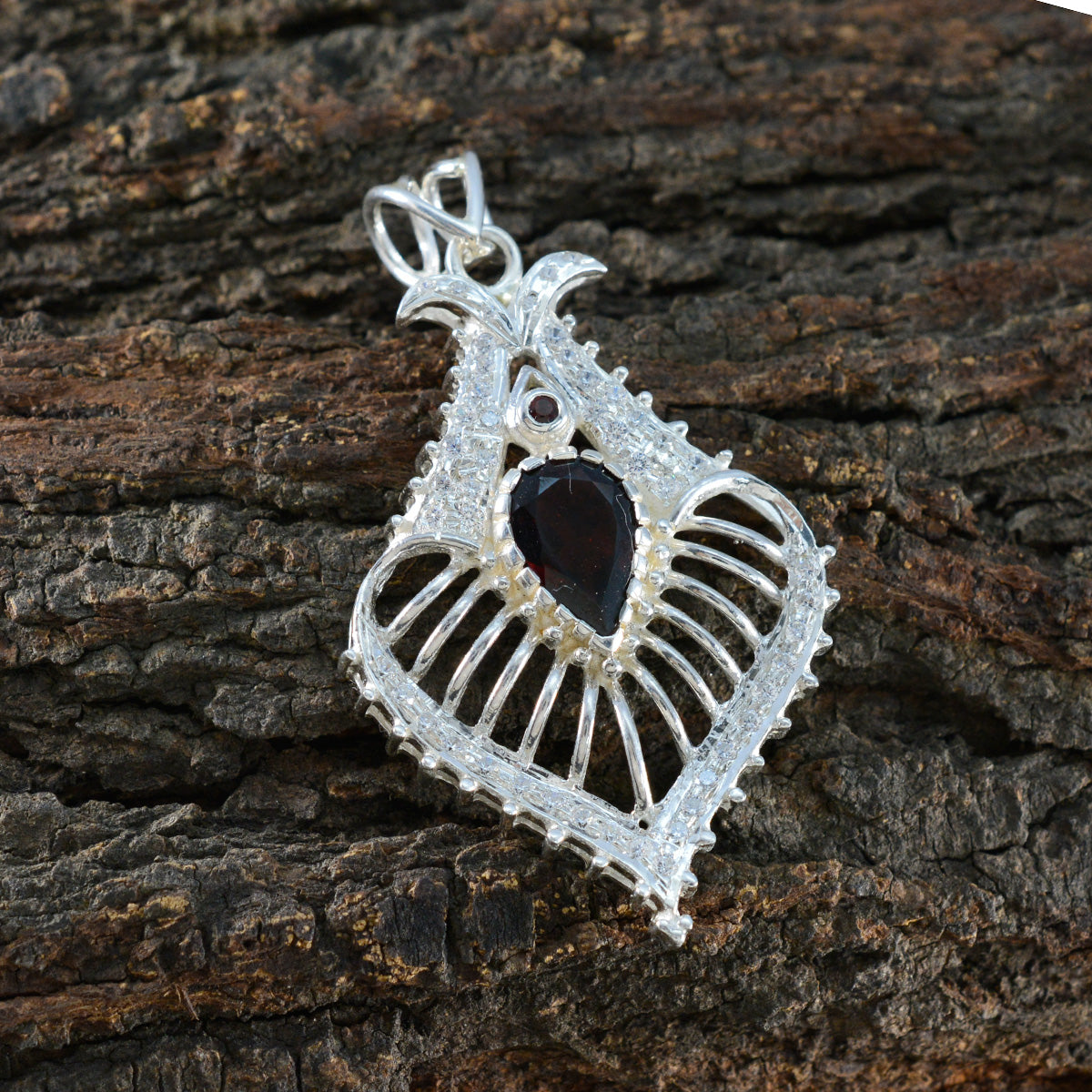 Teresa Pendant Love Collection - Elegant Silver Design