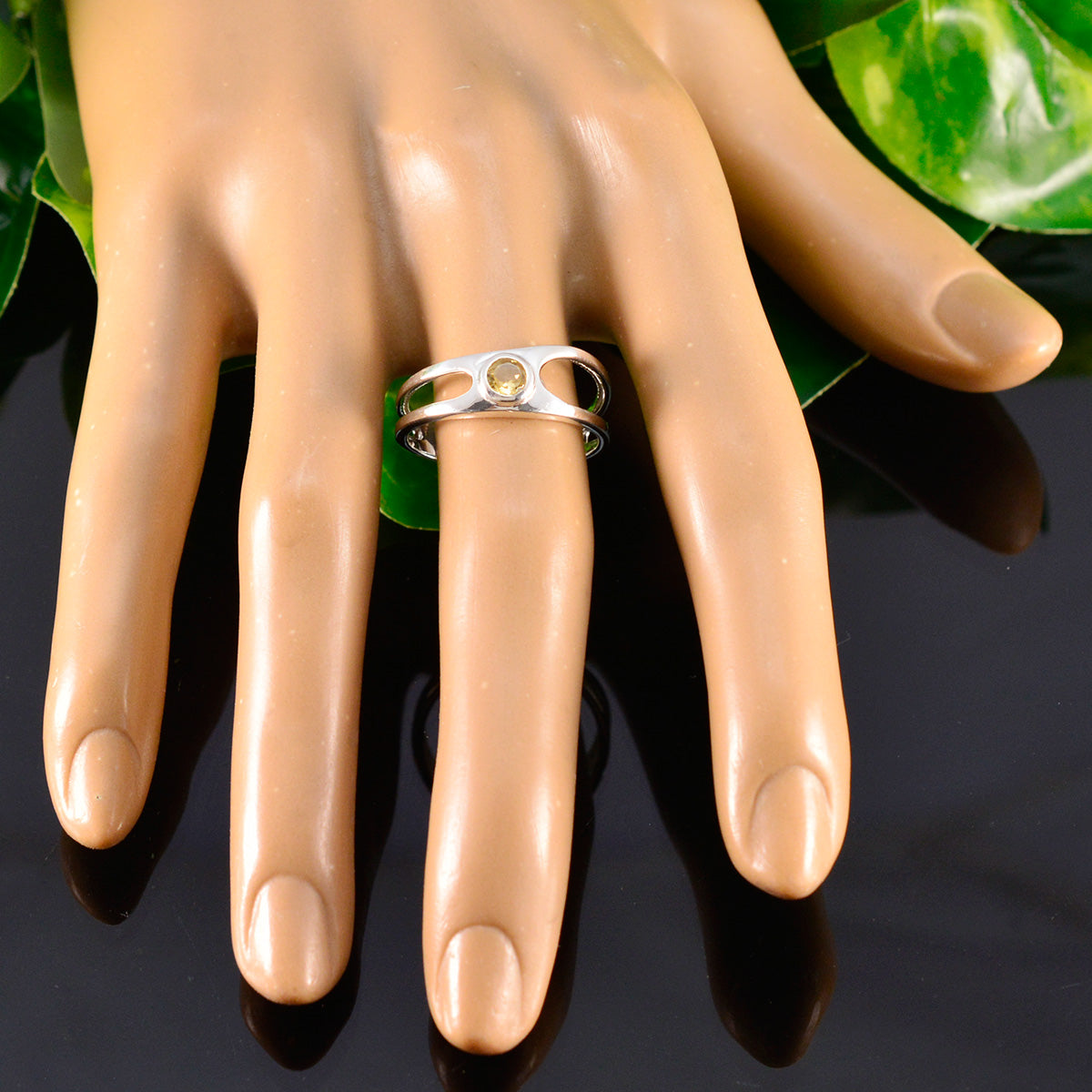Xiu Trendy Yellow Solitaire Ring with Silver Band