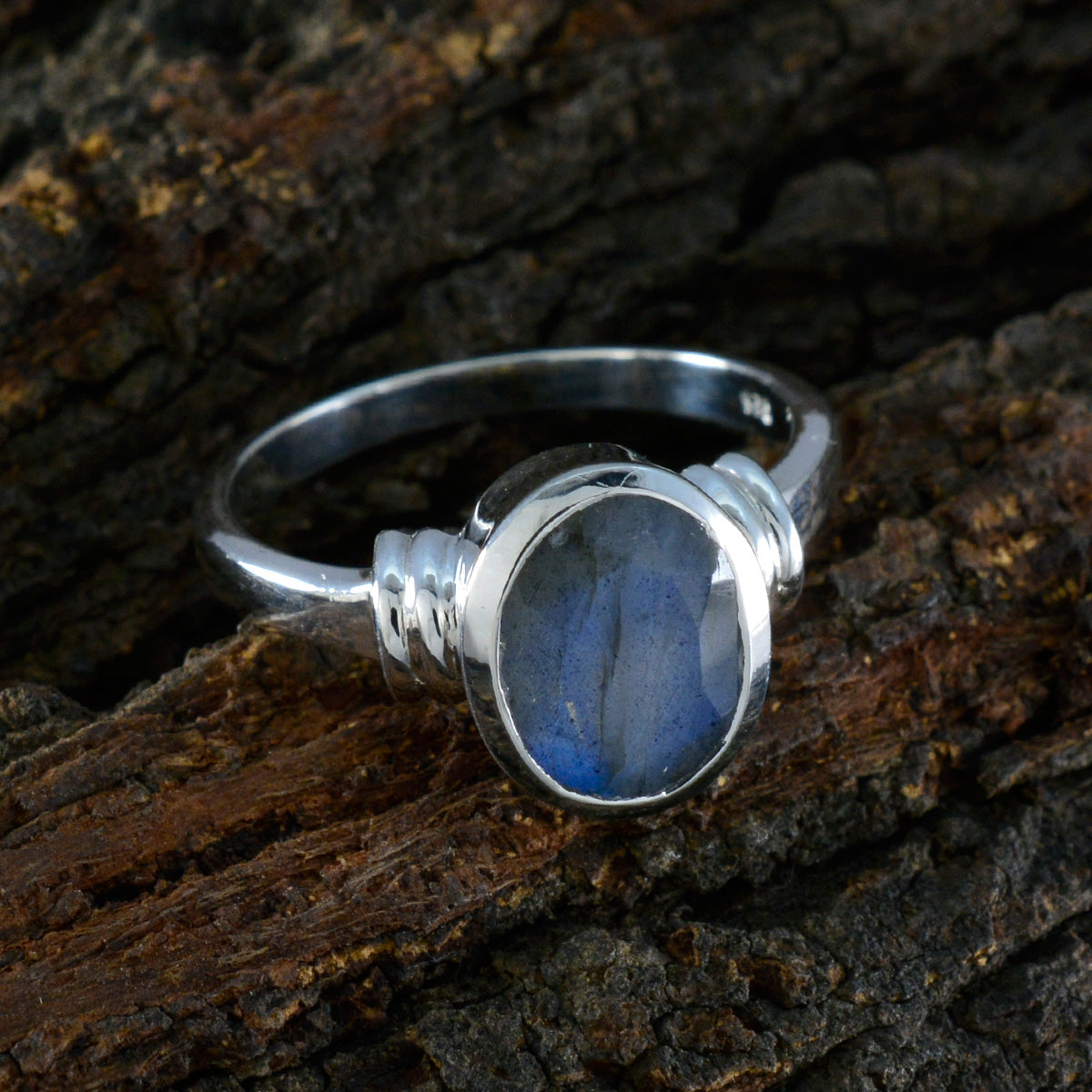 Valentina Grey Solitaire Ring with Oval Gemstone