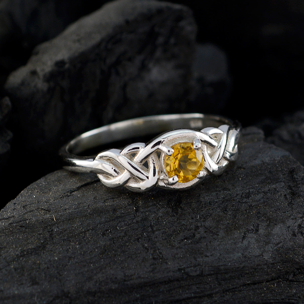 Bianca Graceful Yellow Solitaire Ring