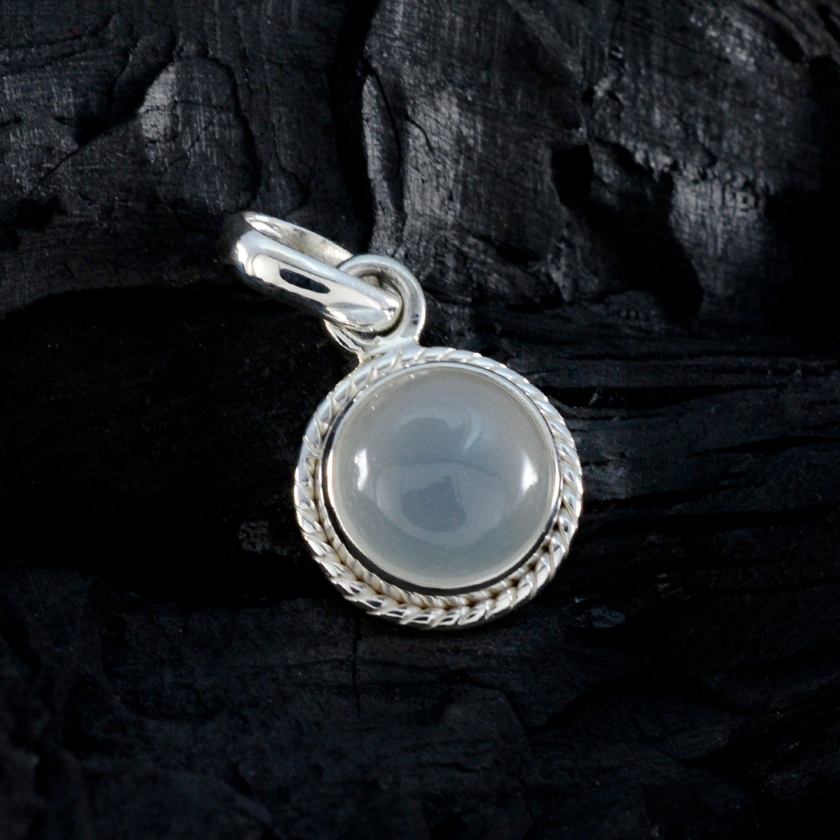 Pilar Pearl Pendant - Whisper-Thin Necklace India Style