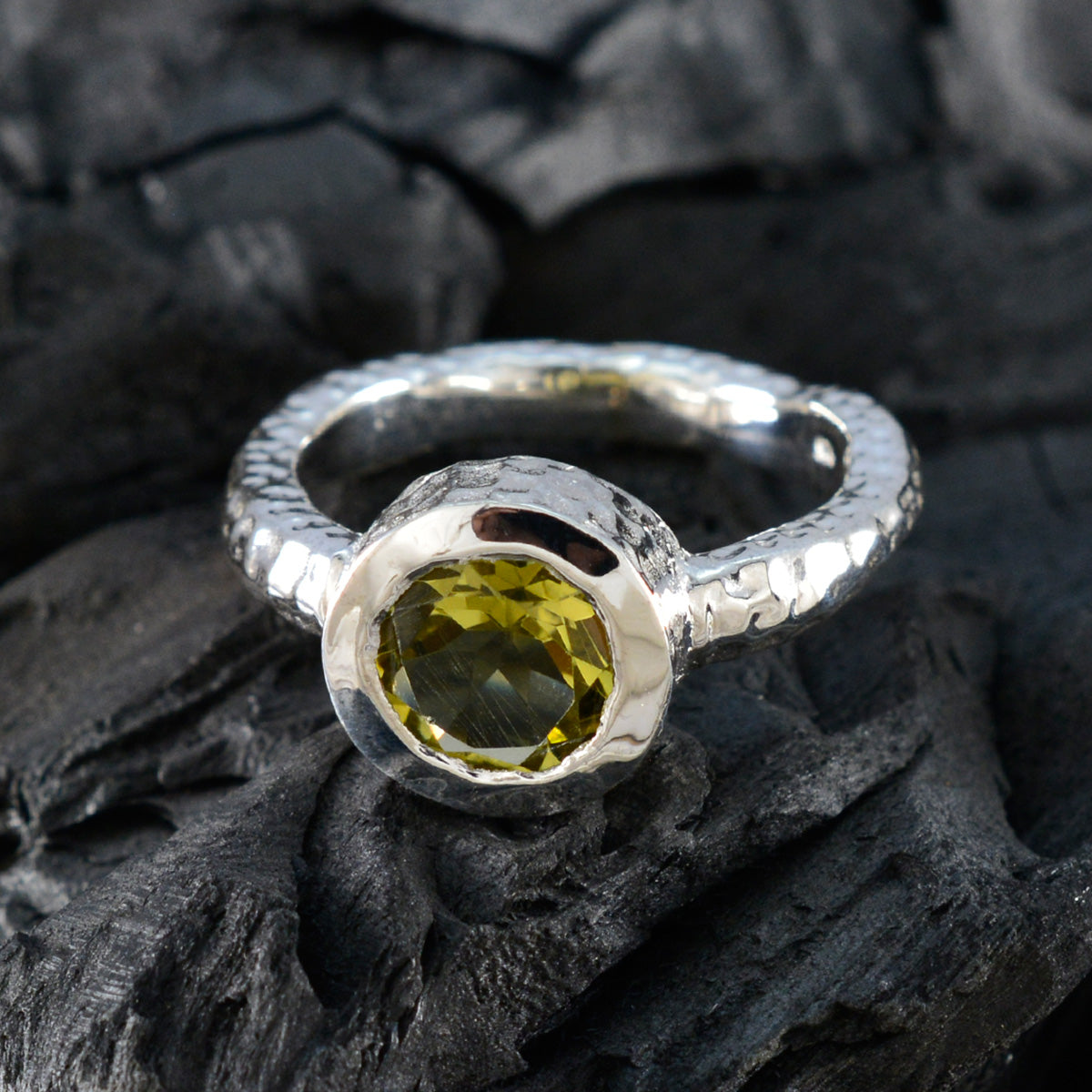 Aisha Yellow Solitaire Ring India with Gemstone Detail