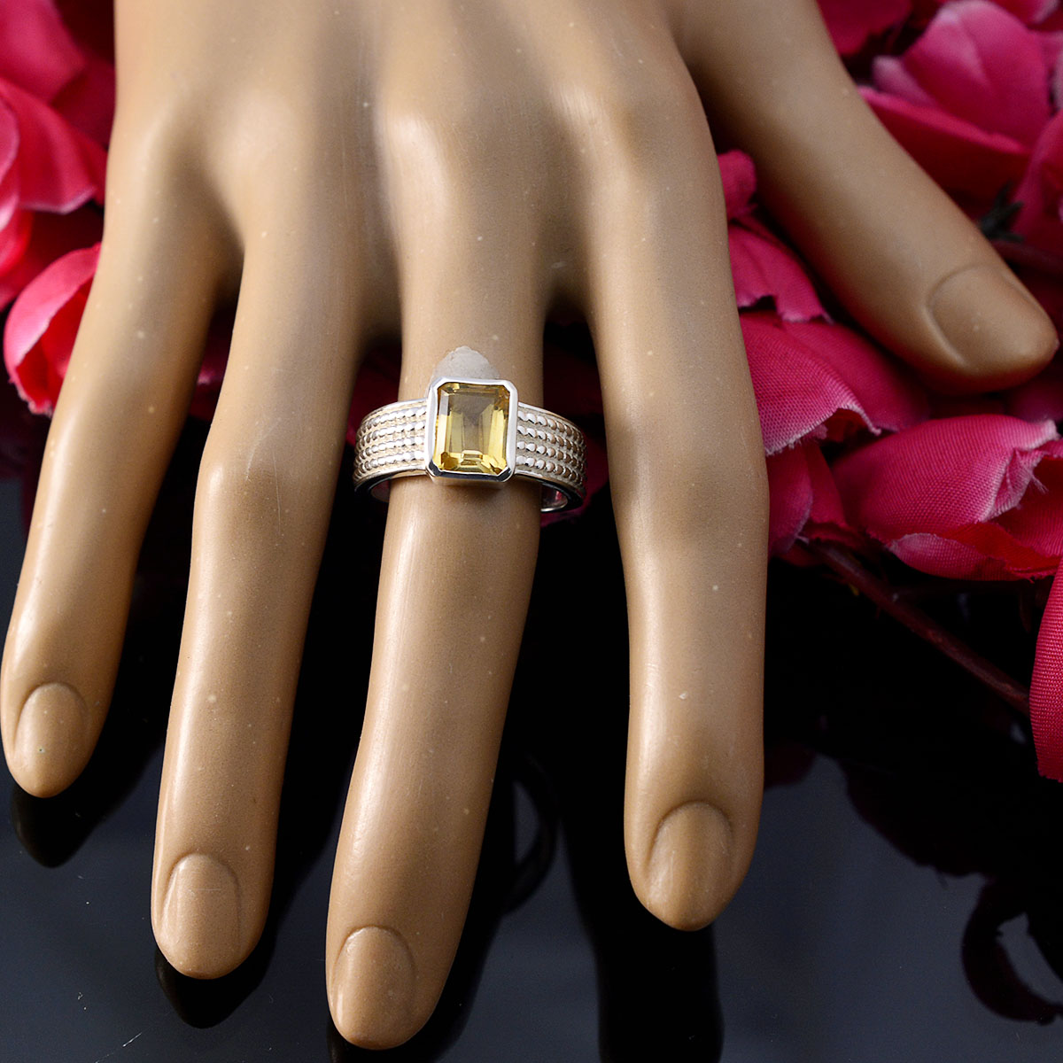 Ayesha Graceful Yellow Solitaire Ring